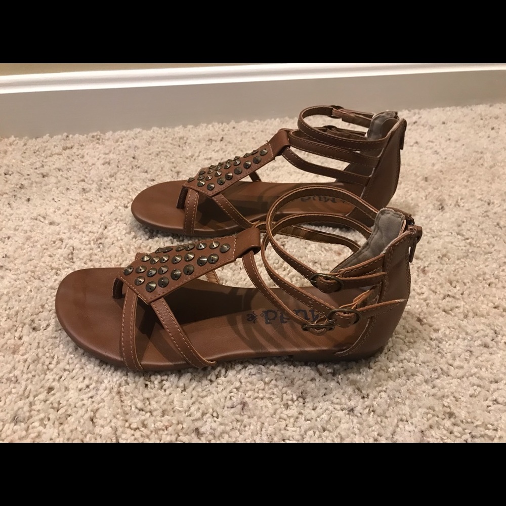 Mudd gladiator sandals